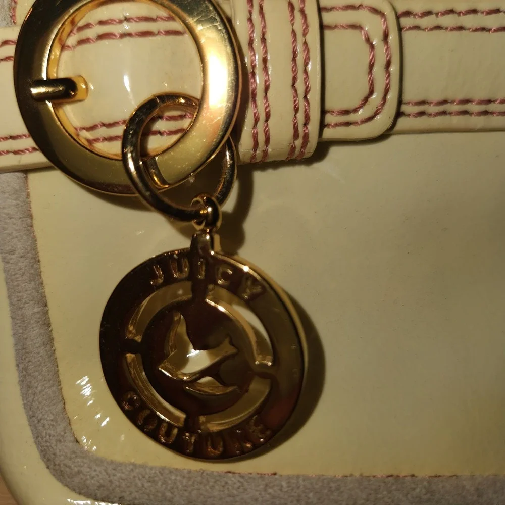 Vintage Juicy Culture Clutch In‎ Cream Patent Leather W Dustbag Flaw